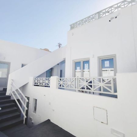 Livin Santorini - Center Rooms Santorini Island Zewnętrze zdjęcie