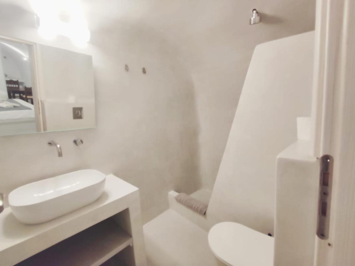 Livin Santorini - Center Rooms Santorini Island Zewnętrze zdjęcie